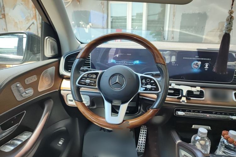 Used Mercedes-Benz GLS 2020 GLS 450 4MATIC Luxury Model Steering Wheel