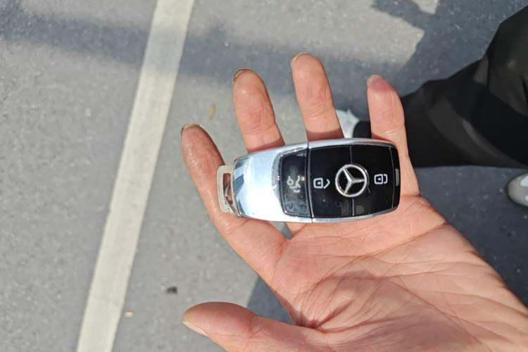 Used Mercedes-Benz GLS 2020 GLS 450 4MATIC Dynamic Edition Vehicle Key