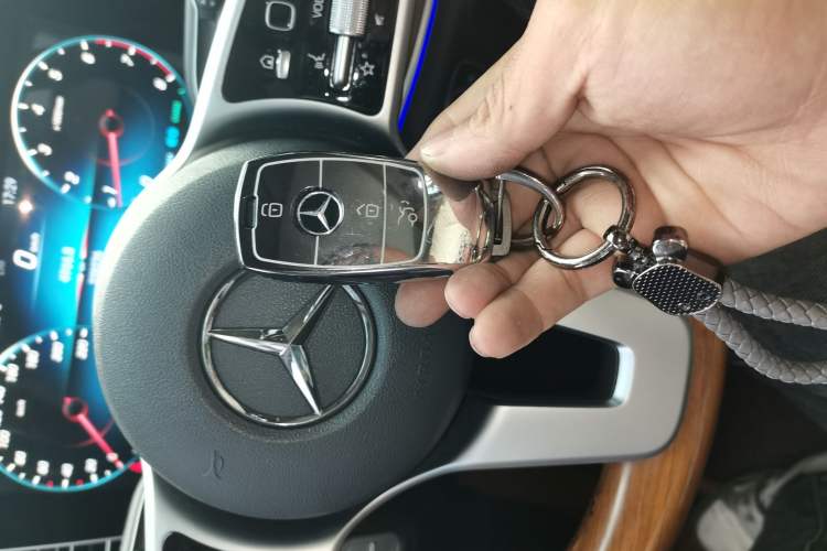 Used Mercedes-Benz GLS 2020 GLS 450 4MATIC Luxury Model Vehicle Key