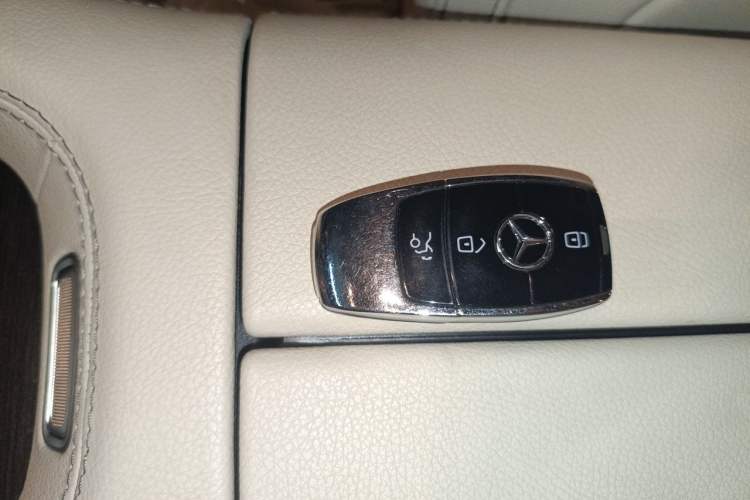 Used Mercedes-Benz GLS 2020 GLS 450 4MATIC Dynamic Edition Vehicle Key