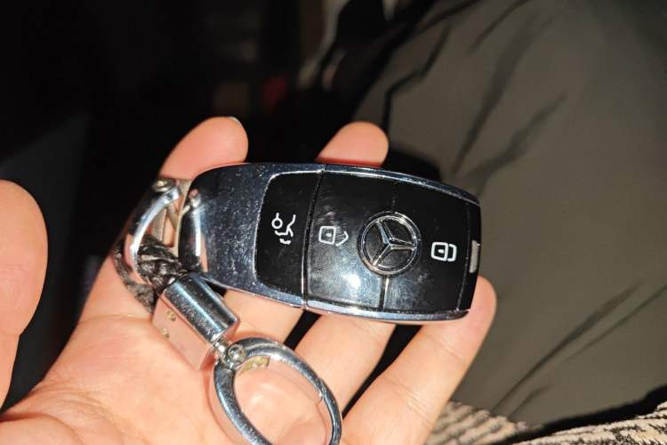 Used Mercedes-Benz GLS 2020 GLS 450 4MATIC Dynamic Edition Vehicle Key