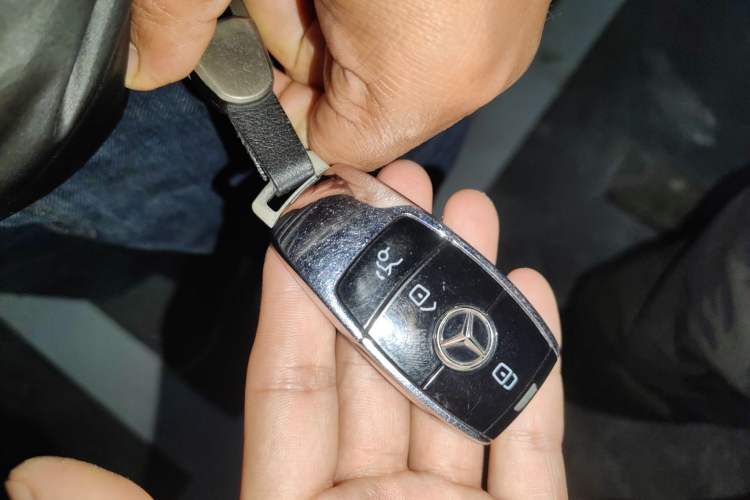 Used Mercedes-Benz GLS 2020 GLS 450 4MATIC Dynamic Edition Vehicle Key