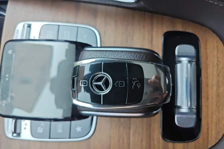Used Mercedes-Benz GLS 2020 GLS 450 4MATIC Luxury Model Vehicle Key