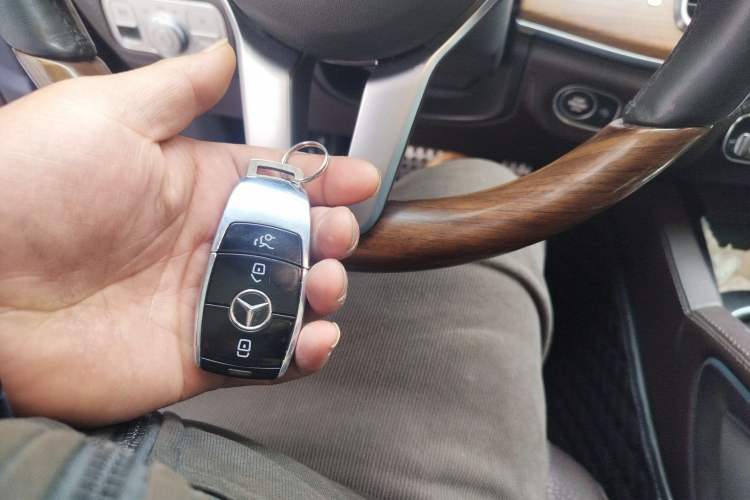 Used Mercedes-Benz GLS 2020 GLS 450 4MATIC Luxury Model Vehicle Key