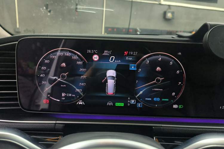 Used Mercedes-Benz GLS 2020 GLS 450 4MATIC Luxury Model Instrument Cluster