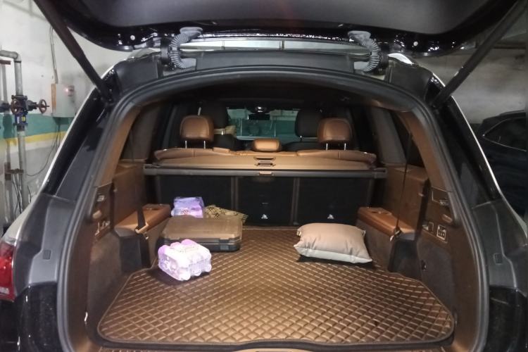Used Mercedes-Benz GLS 2020 GLS 450 4MATIC Luxury Model Trunk