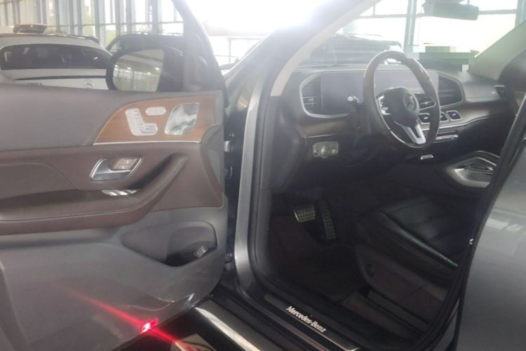 Used Mercedes-Benz GLS 2020 GLS 450 4MATIC Luxury Model Driver Seat