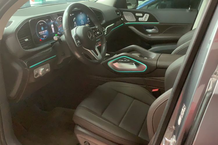 Used Mercedes-Benz GLS 2020 GLS 450 4MATIC Dynamic Edition Interior 2