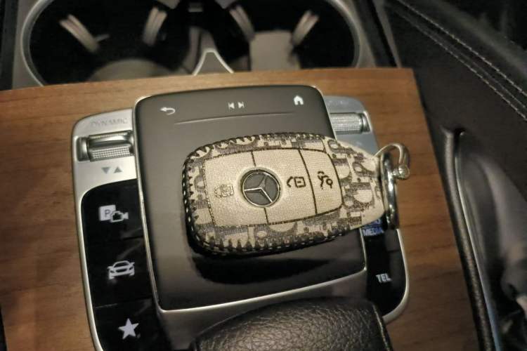 Used Mercedes-Benz GLS 2020 GLS 450 4MATIC Dynamic Edition Vehicle Key