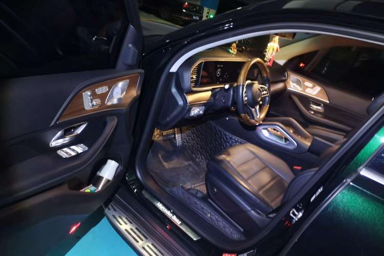 Used Mercedes-Benz GLS 2020 GLS 450 4MATIC Luxury Model Driver Seat