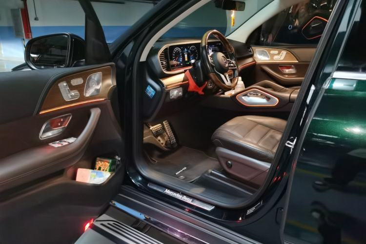 Used Mercedes-Benz GLS  Driver Seat