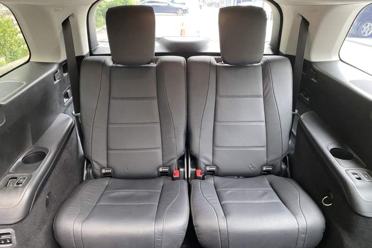 Used Mercedes-Benz GLS 2020 GLS 450 4MATIC Luxury Model Interior 8