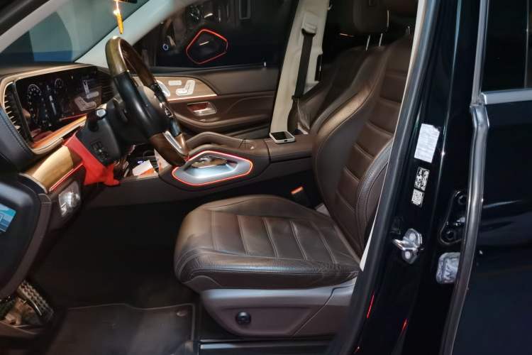Used Mercedes-Benz GLS  Left Front Seat