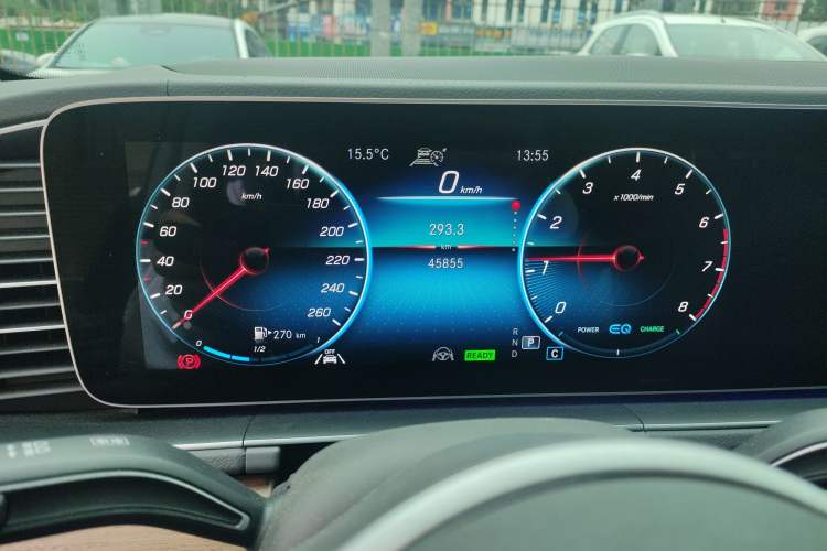 Used Mercedes-Benz GLS 2020 GLS 450 4MATIC Luxury Model Odometer Close Up