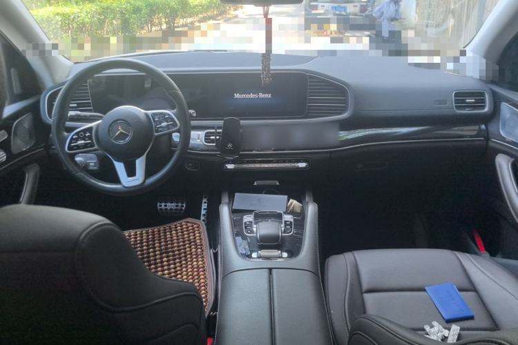 Used Mercedes-Benz GLS 2020 GLS 450 4MATIC Dynamic Edition Center Console