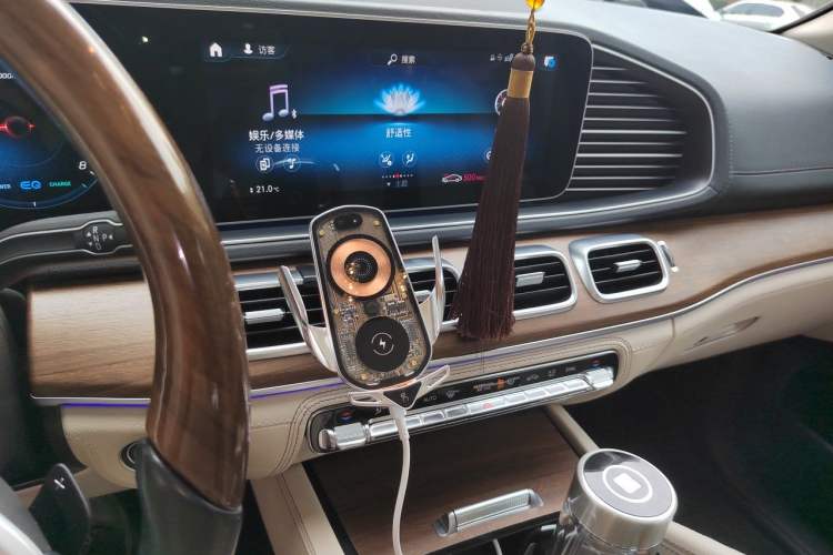Used Mercedes-Benz GLS 2021 GLS 450 4MATIC Luxury Model Audio And AC Panel