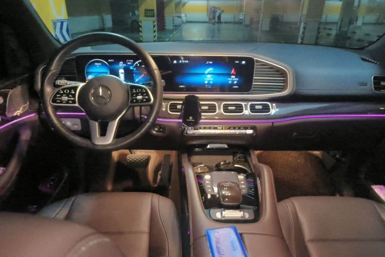 Used Mercedes-Benz GLS 2021 Refresh GLS 450 4MATIC Fashion Edition Center Console