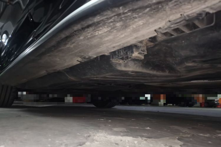 Used Mercedes-Benz GLS  Chassis Rear Left