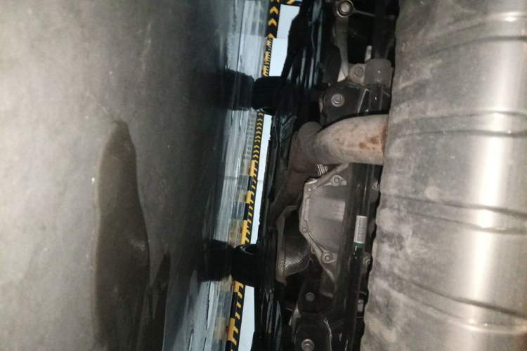 Used Mercedes-Benz GLS  Chassis Rear