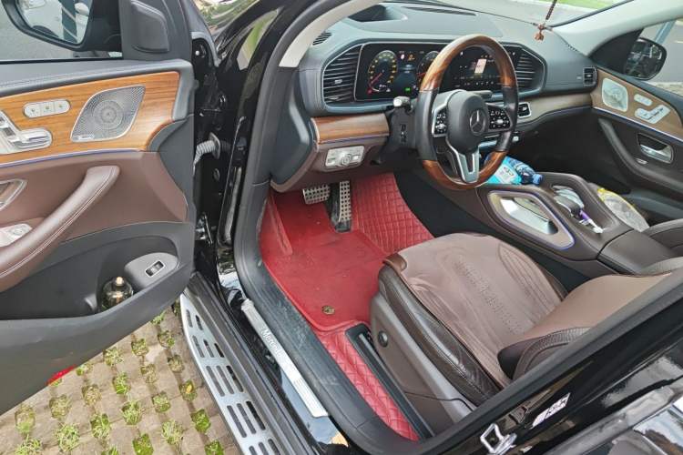 Used Mercedes-Benz GLS 2021 Facelift GLS 450 4MATIC Luxury Edition Driver Seat