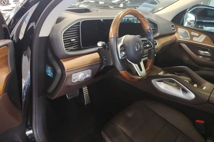 Used Mercedes-Benz GLS 2021 GLS 450 4MATIC Luxury Model Driver Seat