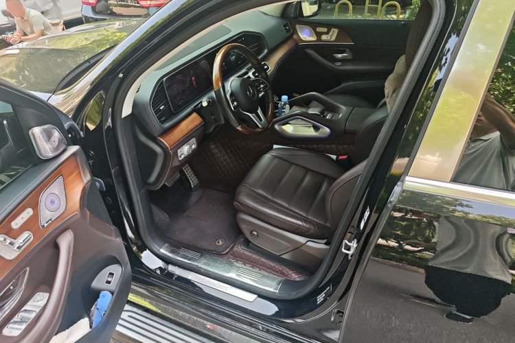 Used Mercedes-Benz GLS 2021 Facelift GLS 450 4MATIC Luxury Edition Driver Seat