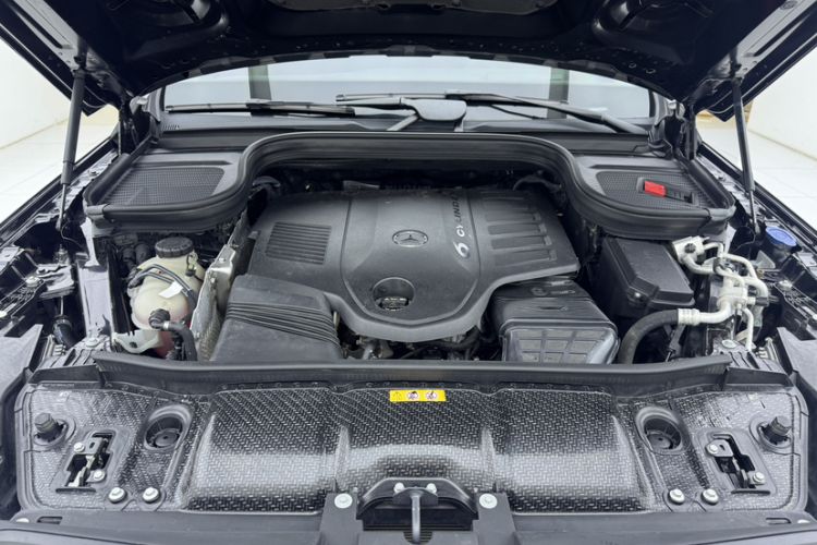 Used Mercedes-Benz GLS 2021 Facelift GLS 450 4MATIC Luxury Edition Engine Bay