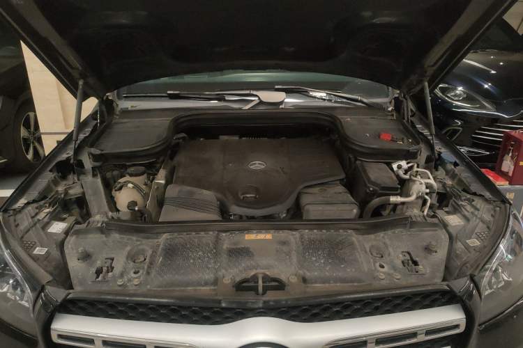 Used Mercedes-Benz GLS 2021 GLS 400 4MATIC Engine Bay