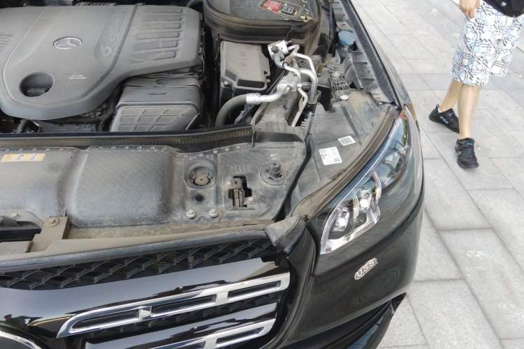 Used Mercedes-Benz GLS  Engine Bay Left