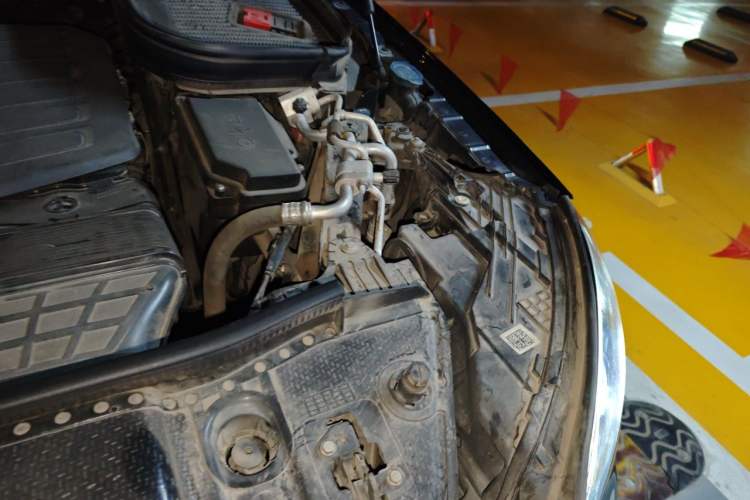 Used Mercedes-Benz GLS 2021 GLS 450 4MATIC Stylish Model Engine Bay Left