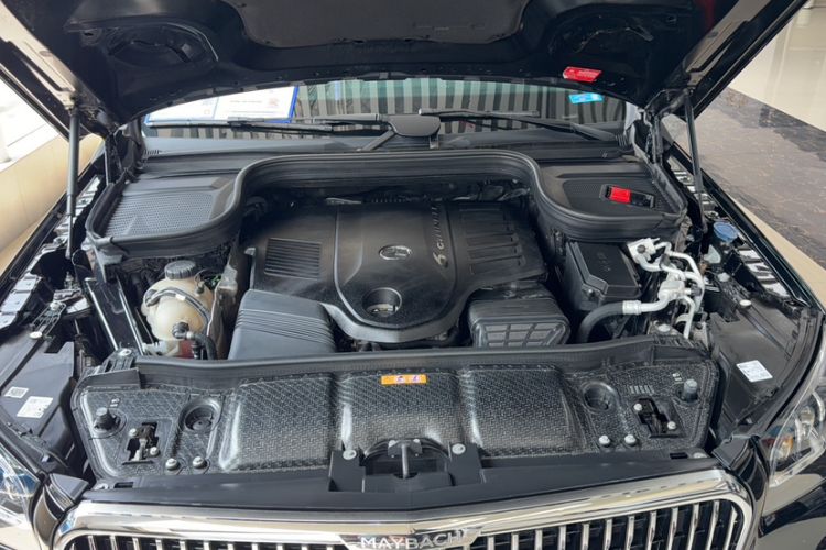 Used Mercedes-Benz GLS 2021 GLS 450 4MATIC Stylish Model Engine Bay
