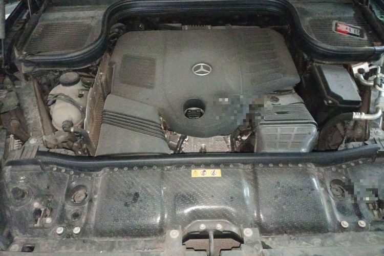 Used Mercedes-Benz GLS  Engine Bay