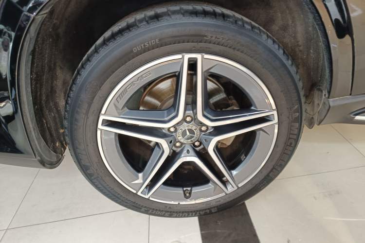 Used Mercedes-Benz GLS 2021 GLS 450 4MATIC Luxury Model Exterior 8