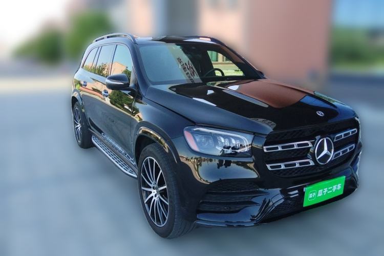 Used Mercedes-Benz GLS  Front Right 45 Deg