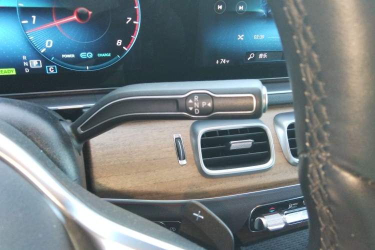 Used Mercedes-Benz GLS  Gear Lever