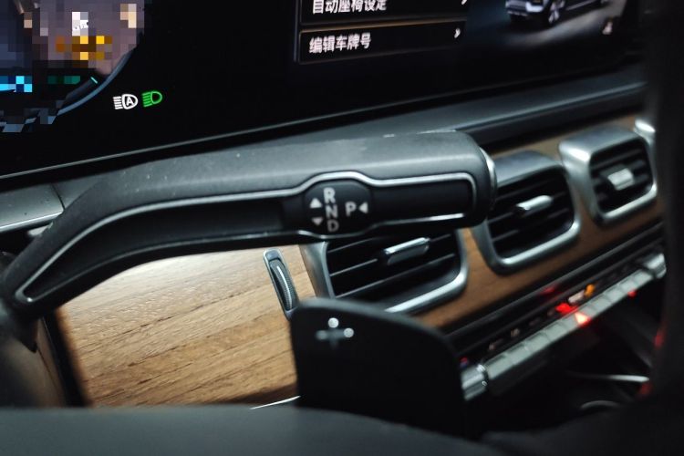 Used Mercedes-Benz GLS 2021 Facelift GLS 450 4MATIC Luxury Edition Gear Lever