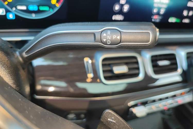 Used Mercedes-Benz GLS 2021 Refresh GLS 450 4MATIC Fashion Edition Gear Lever