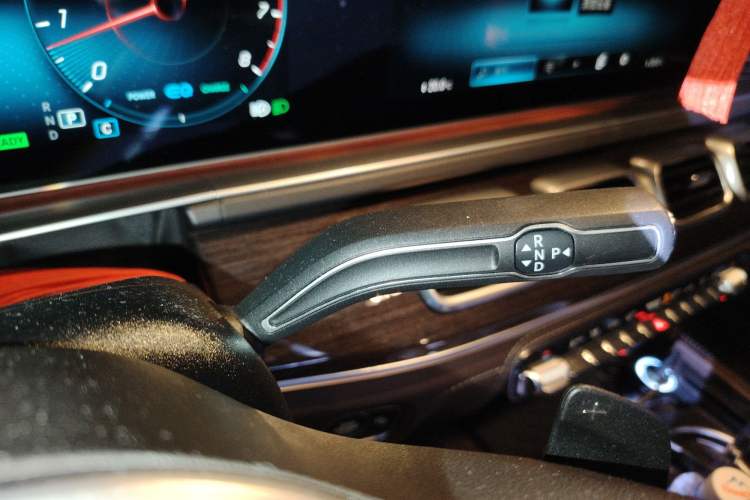 Used Mercedes-Benz GLS 2021 GLS 450 4MATIC Stylish Model Gear Lever