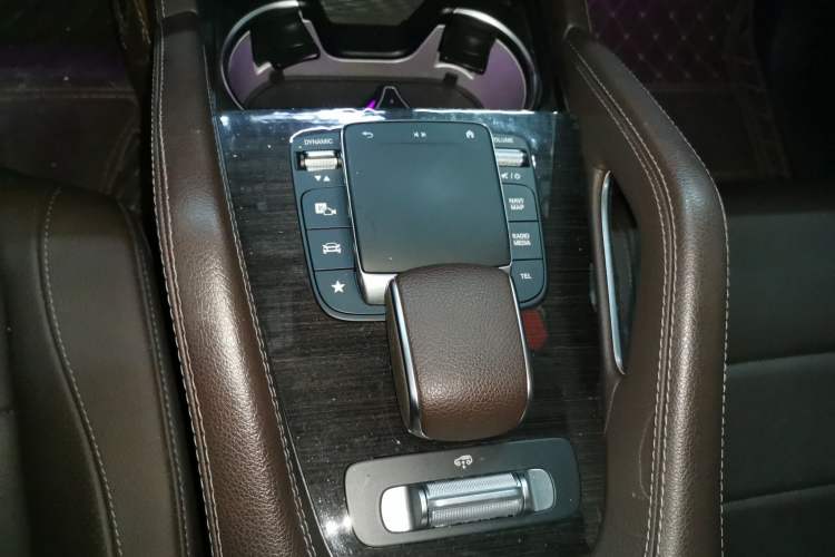 Used Mercedes-Benz GLS 2021 GLS 450 4MATIC Stylish Model Gear Lever