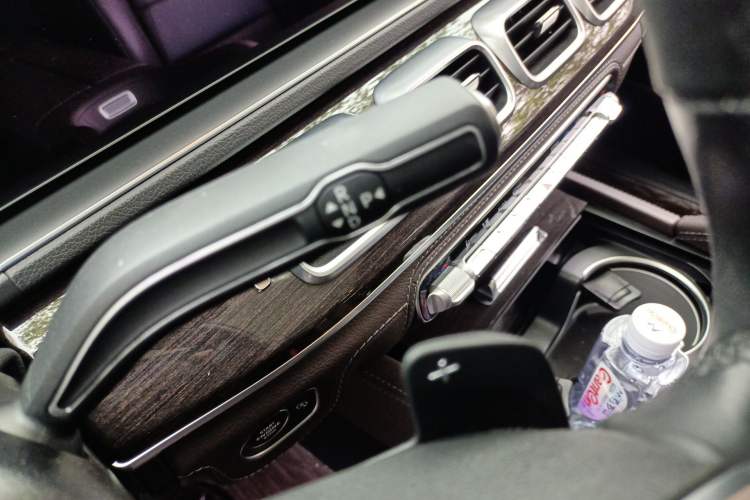 Used Mercedes-Benz GLS 2021 Refresh GLS 450 4MATIC Fashion Edition Gear Lever