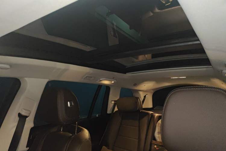 Used Mercedes-Benz GLS 2021 Refresh GLS 450 4MATIC Fashion Edition Headliner