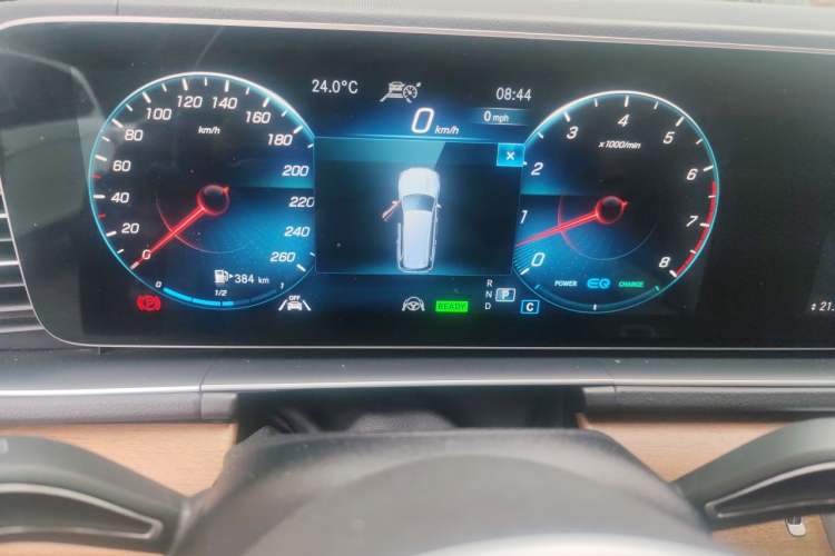 Used Mercedes-Benz GLS 2021 Facelift GLS 450 4MATIC Luxury Edition Instrument Cluster