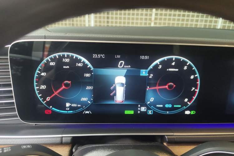 Used Mercedes-Benz GLS 2021 Facelift GLS 450 4MATIC Luxury Edition Instrument Cluster