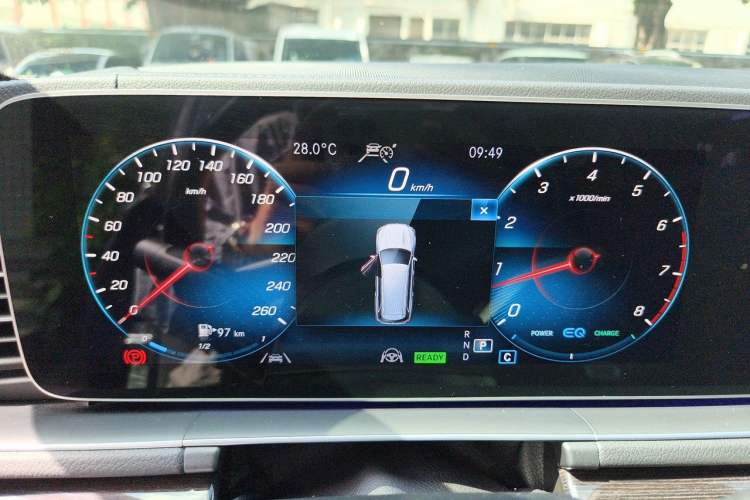 Used Mercedes-Benz GLS 2021 GLS 450 4MATIC Stylish Model Instrument Cluster