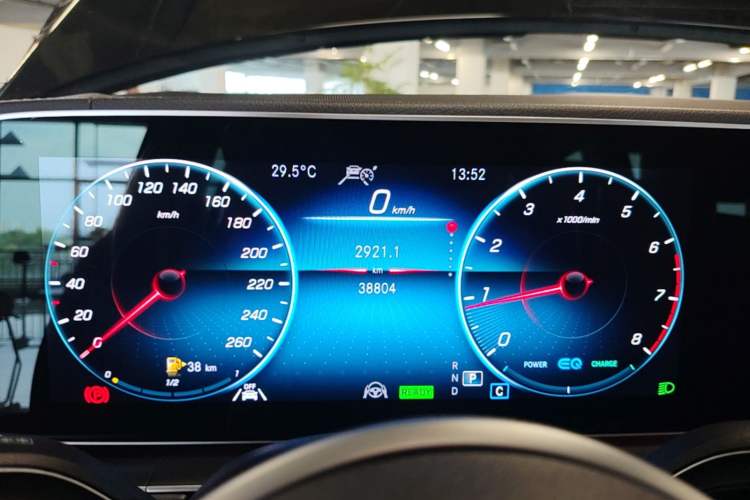 Used Mercedes-Benz GLS 2021 GLS 450 4MATIC Luxury Model Instrument Cluster