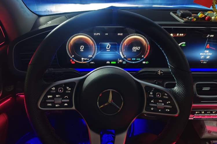 Used Mercedes-Benz GLS 2021 GLS 450 4MATIC Stylish Model Instrument Cluster