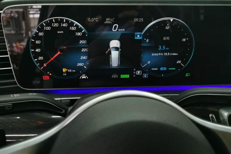 Used Mercedes-Benz GLS 2021 GLS 450 4MATIC Stylish Model Instrument Cluster