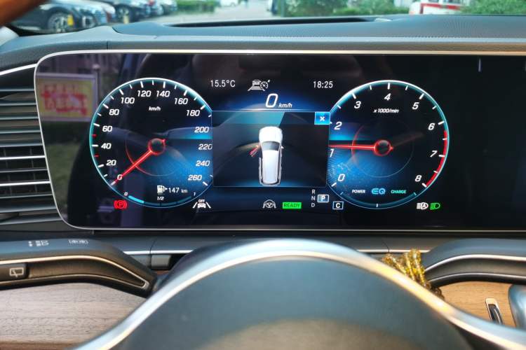 Used Mercedes-Benz GLS 2021 Facelift GLS 450 4MATIC Luxury Edition Instrument Cluster