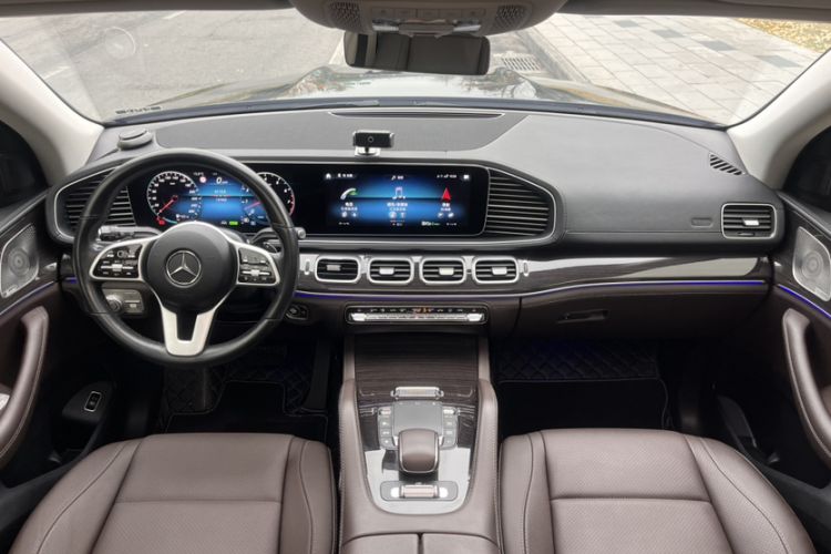 Used Mercedes-Benz GLS 2021 GLS 450 4MATIC Stylish Model Interior 1