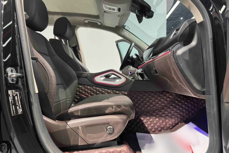 Used Mercedes-Benz GLS 2021 Refresh GLS 450 4MATIC Fashion Edition Interior 14